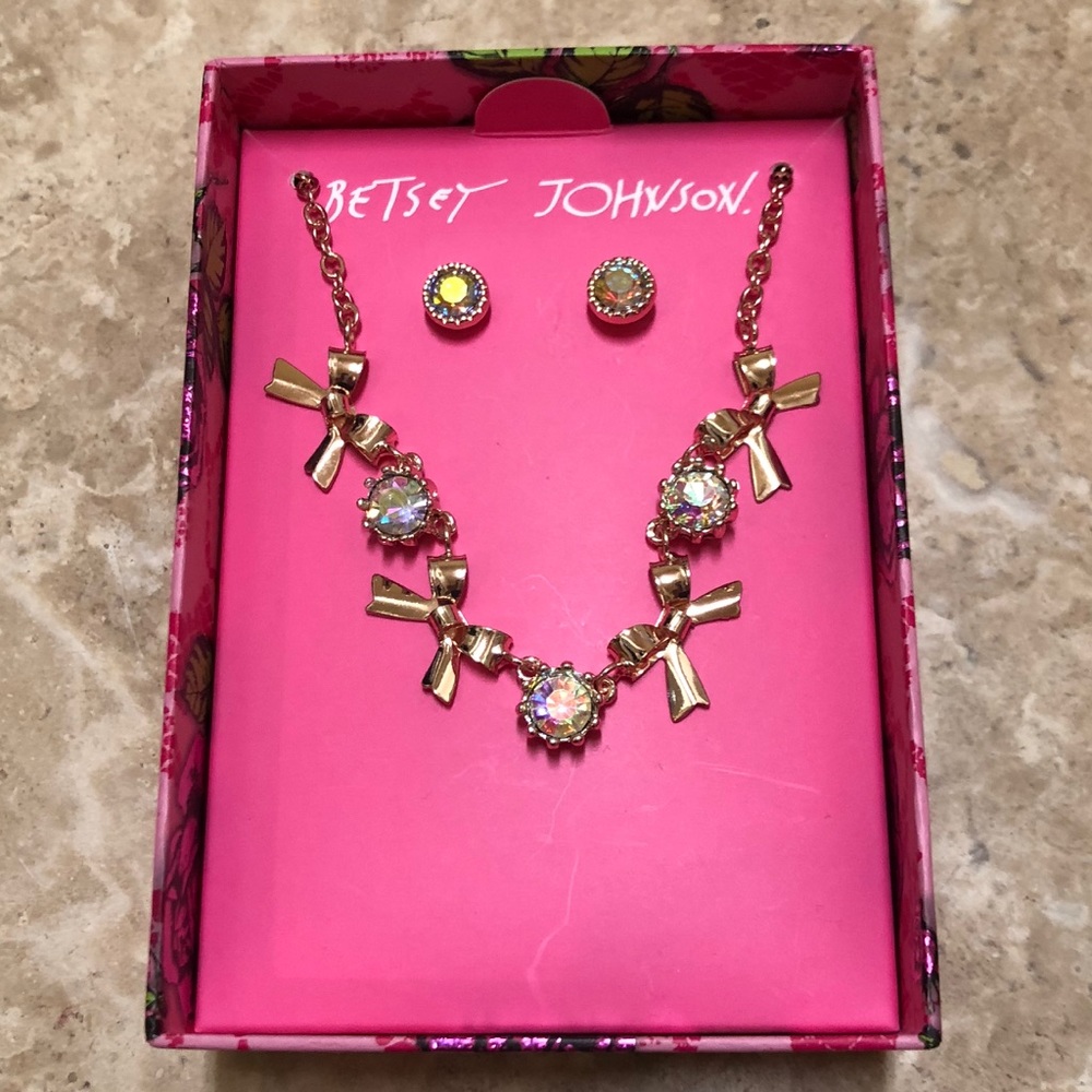 Betsy Johnson Necklace & Earrings